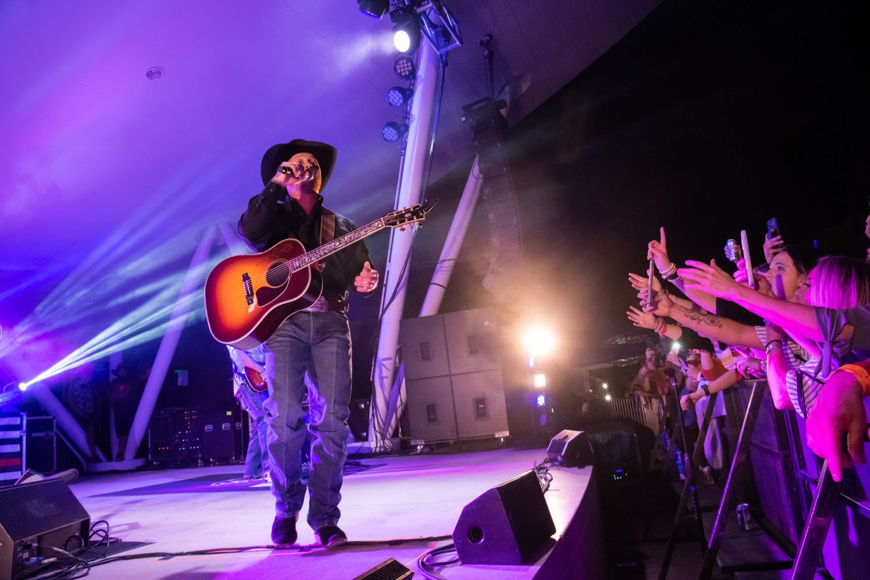 Cody Johnson at Chesterfield Amphitheater